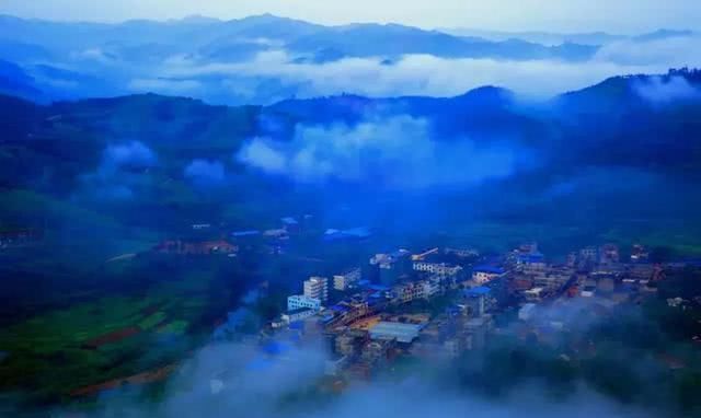 广西周末自驾游路线，一路惊喜，一路美景，体验夏天最美的样子！