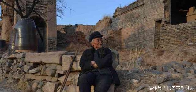 农村俗语“门对门，墙上墙，不败也得亡”，什么意思有道理吗