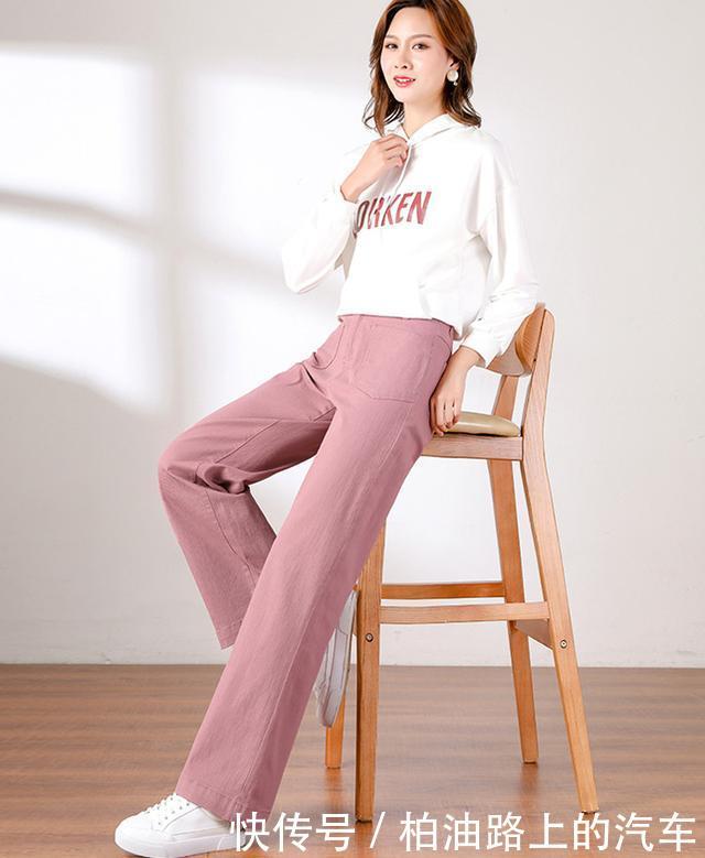 #粉色的服饰#春季必备粉色,大龄女也能够穿搭,不仅很减龄又充满少女感