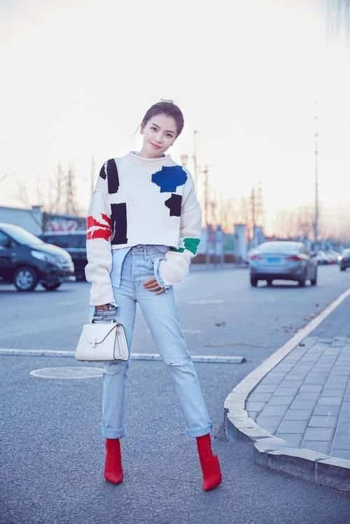  『女人』不管什么年纪的女人，穿衣要牢记这3个“上下法则”，显高显瘦