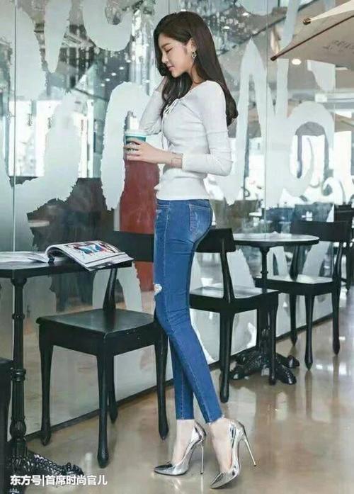 时尚紧身裤, 尽显女性魅力,时尚美女风姿迷人令人心动!