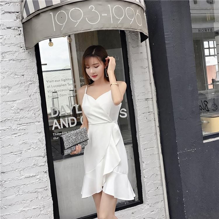 选择修身的包臀裙，不仅身材完美体现，时尚优雅，气质也不在话下