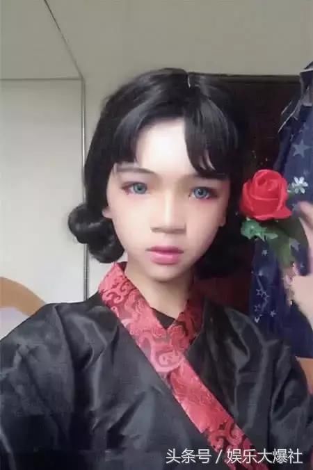 太厉害了！小伙化妆后变身“美少女”可以说比女孩子还可爱了
