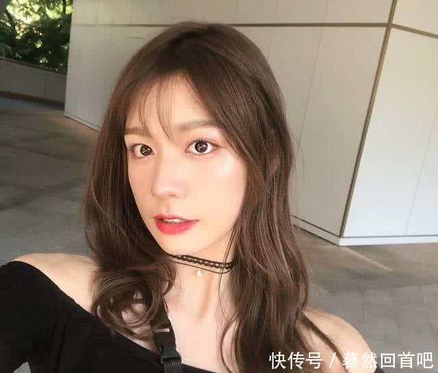 王一博带美合吃鸡截图曝光，两人疑似公开恋情，经纪人出面回应！