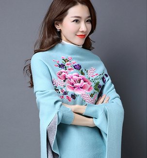 小姨来我家，穿的外套真好看，原来今年流行这样的，时髦美爆了