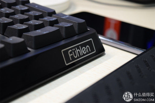 谁说机械键盘就一定吵闹?富勒G900S RGB静音红轴了解一下
