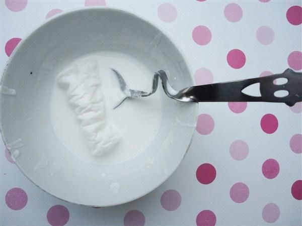 牙膏如何正确的祛斑?牙膏撞上一宝，每天敷一敷，斑点皱纹消失