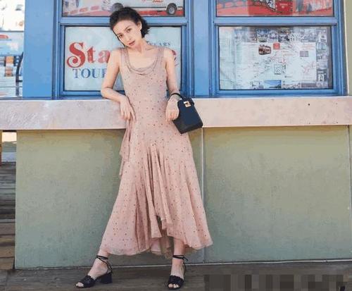 身高1米6, 腿长1米8, 去了一趟国外的吴昕美成这样