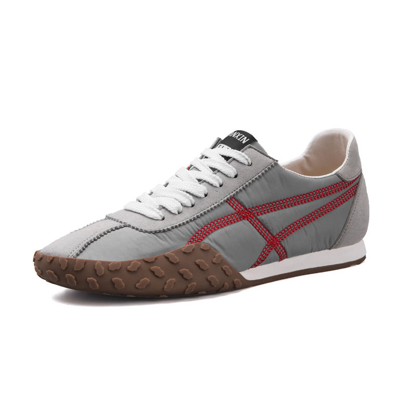 开车鞋已经过时，现在“懒人布鞋”火的一塌糊涂，不捂不臭还便宜