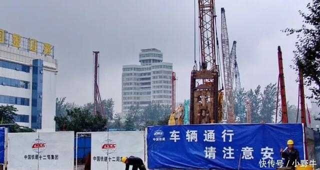  广州地铁■地铁建设最快和最慢的两个城市，一个在南方一个在北