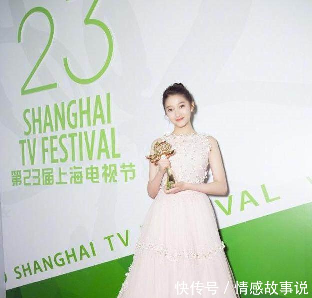 乔欣热巴关晓彤三人同穿婚纱，到底谁最适合做鹿晗的新娘呢