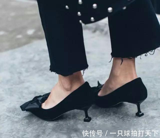 「白鞋」一双鞋子搞定整个春夏季！还在穿小白鞋的你就out啦~