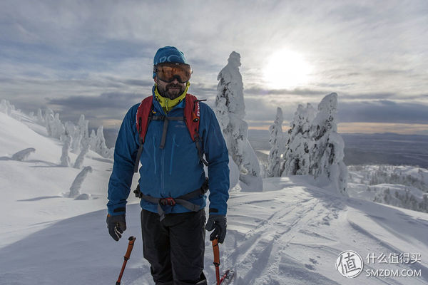 《全天候》 篇一:始祖鸟户外服饰怎么选?一篇看完Essentials全天