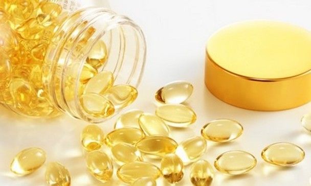  「乳木果油」自制润唇膏　玩得又用得