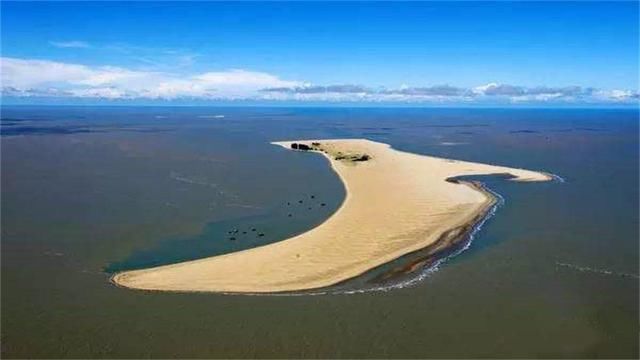 中国这两个地方即将“消失”，一个将成空城，一个离大陆越来越远