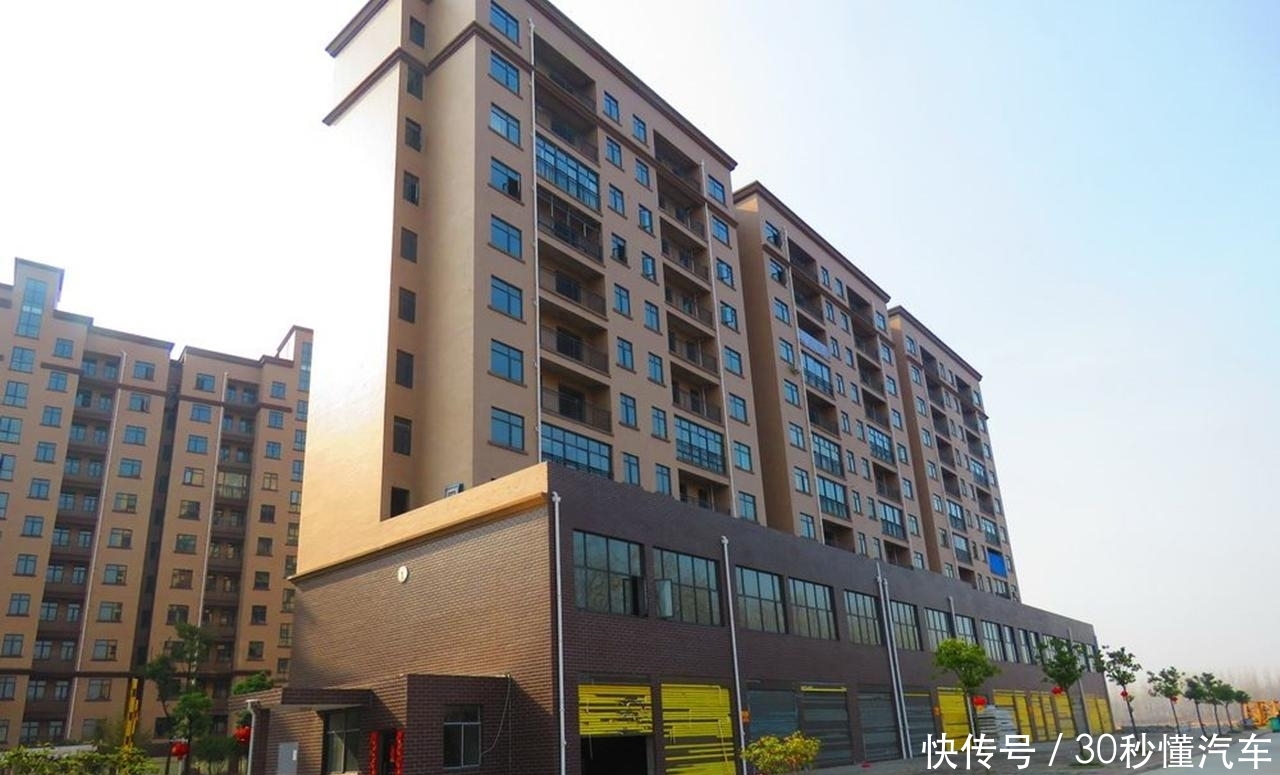 湖北面积第一大县，相当于半个武汉，不久即将开通高铁