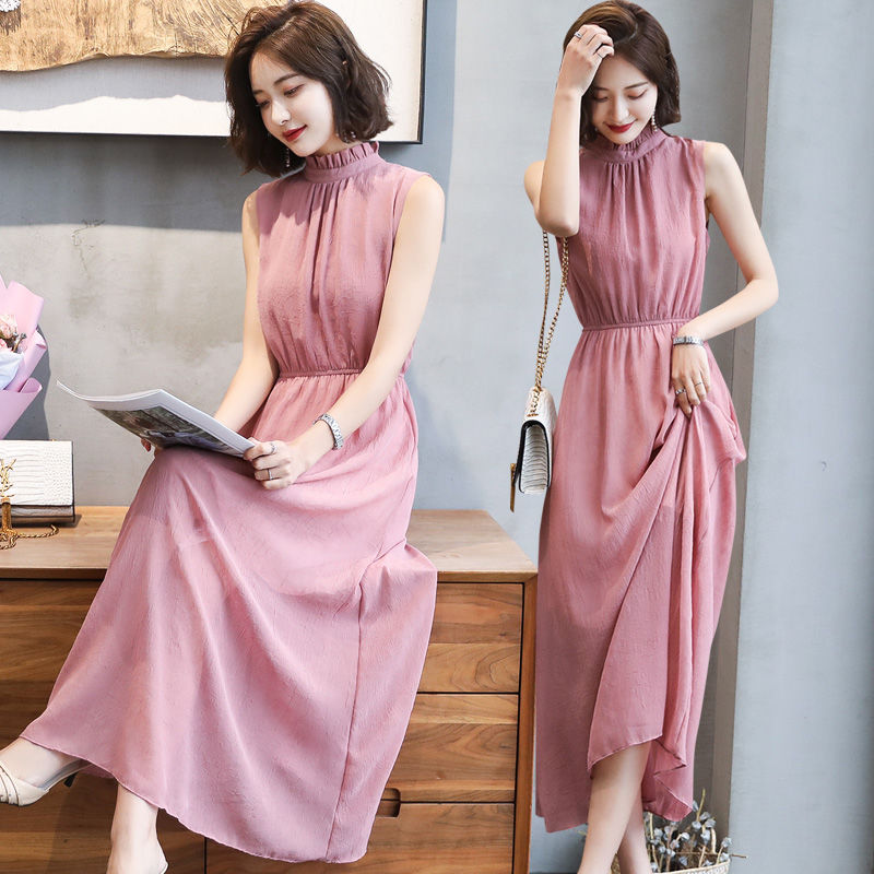 经济允许的四五十岁女人，穿穿显嫩仙女裙啊!美得太不像话了