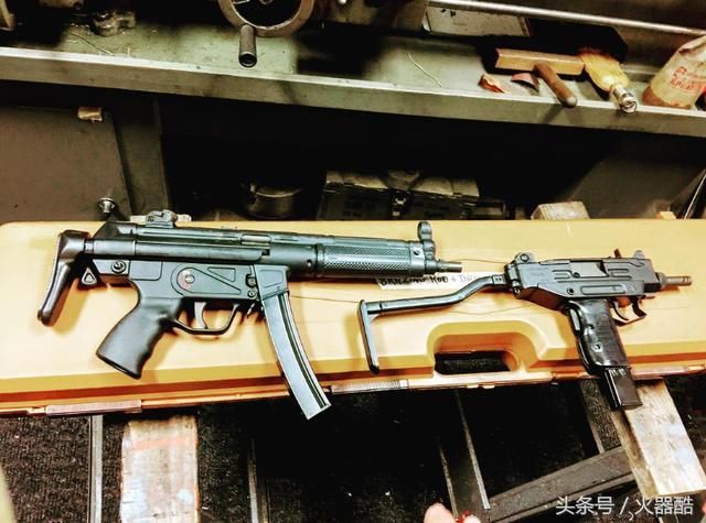 短粗紧的吃鸡武器-以色列IWI公司Micro UZI冲锋枪