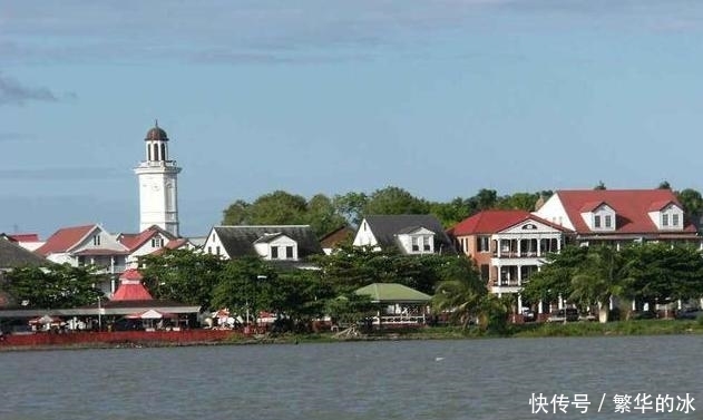 此国距离中国上万公里,当地说汉语过春节!如今已对我国免签!