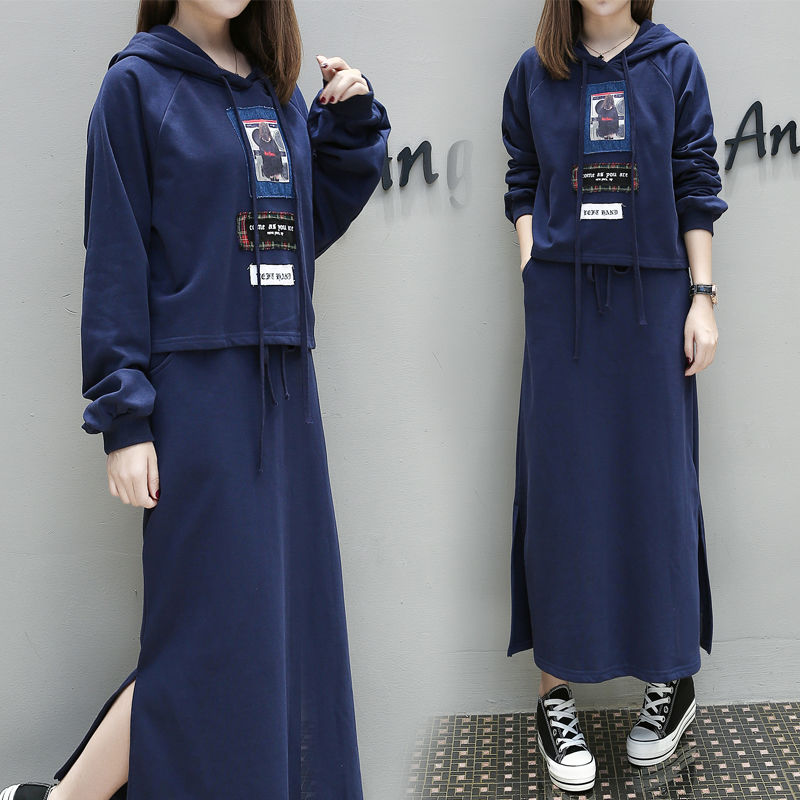 瞧瞧，我这老妈哪里像56了，穿这“卫衣裙”，显嫩15岁不止