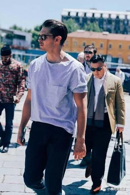 今年要拥有的时尚icon：宽裤，混搭街头潮流休闲