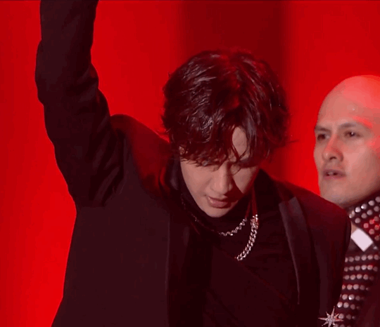 王一博晚会现场