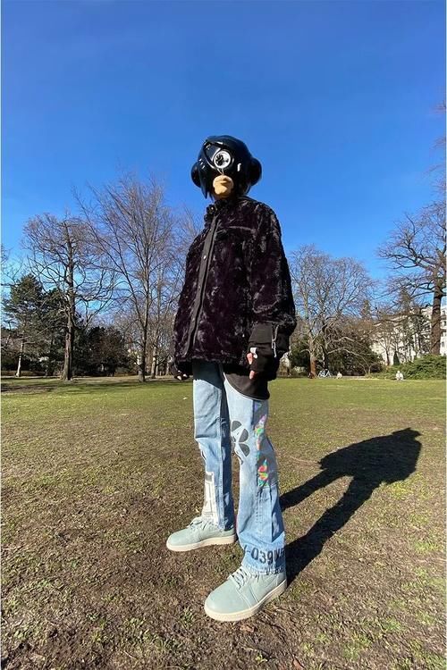  『值得』资讯丨CDG支线释出经典Logo短袖、韩牌JOEGUSH值得关注