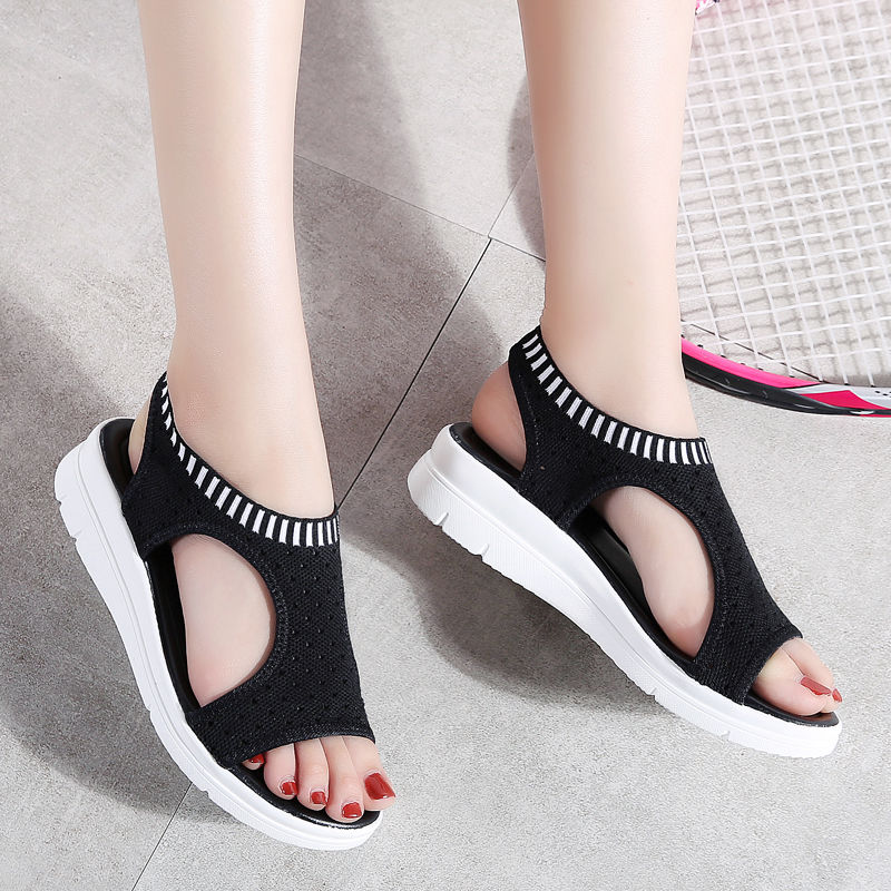 新发现一种女鞋叫“开衩鞋”，清凉到离谱，走路舒适不累脚