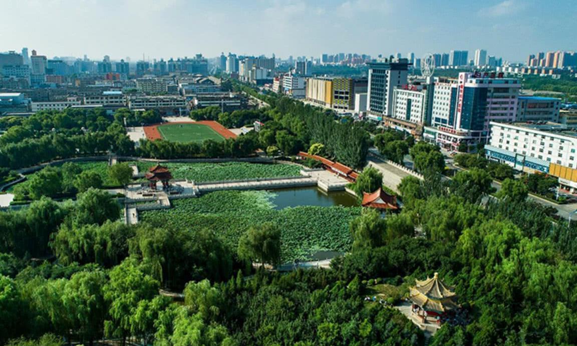 中国又一个即将消失的沙漠，沙漠变绿洲，知道在哪里吗？