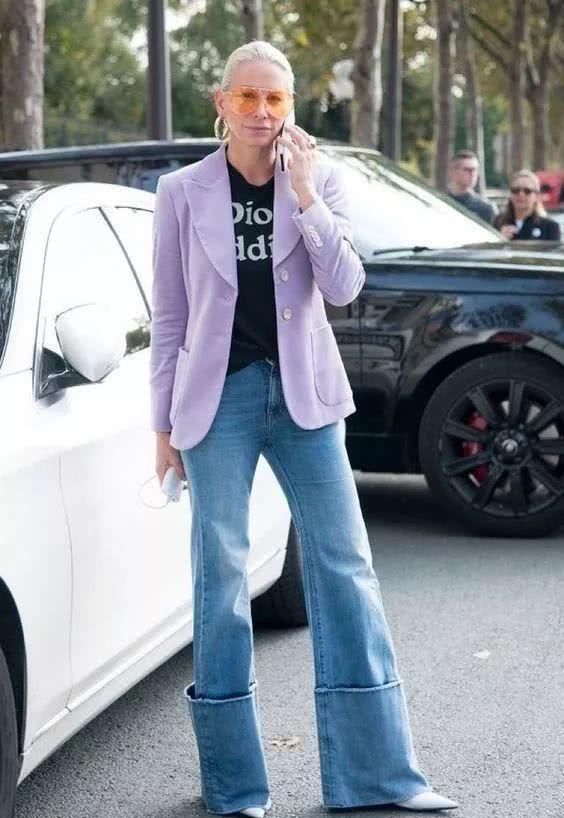  『雅致』平时出行如何穿？溫柔舒服才是硬道理，那么穿香芋色雅致又当然