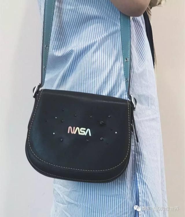 这些千元级美貌包包到底有什么魅力,让她们天天都想背!