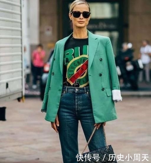  越多越好：别以为鞋子越多越好,鞋子在精不在多,备好这4种“款式”足够了