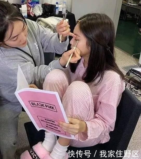 面料■2020“睡衣”火了!宅在家,也要穿得很时髦!