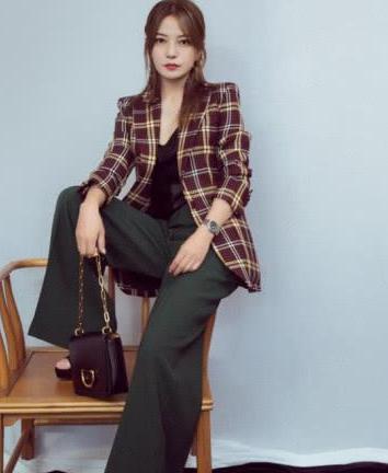 本以为林心如的减肥方式就够“残忍”了，直到看到赵薇，网友：瘦