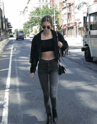 慵懒甜美超酷girl，卡戴珊家金小妹!