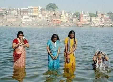 印度人特有的习惯，前四个都能忍？网友：最后一个听到就头皮发麻