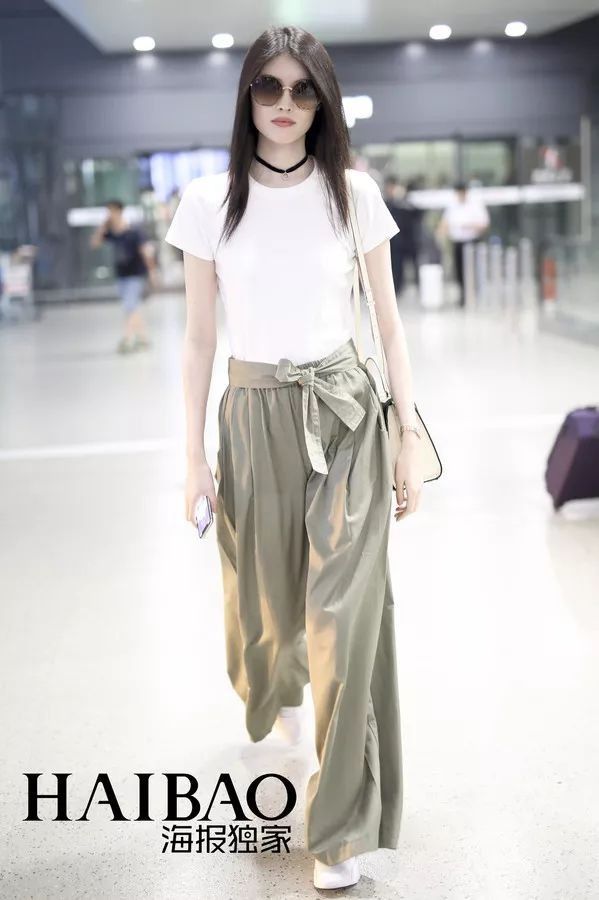 全智贤的超强气场多亏了这条裤子!学会阔腿裤的3种穿法还怕自己不