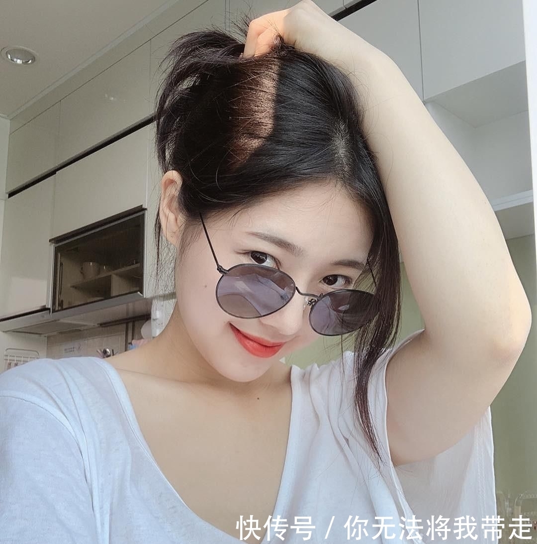  「瑜伽」练瑜伽的美女，体态优雅气质好