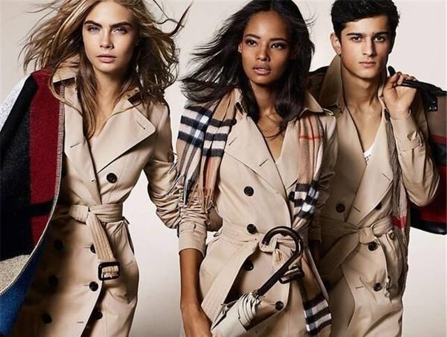  『Burberry』Burberry风衣年年穿，它的冷知识你知道多少？为啥设计这样？