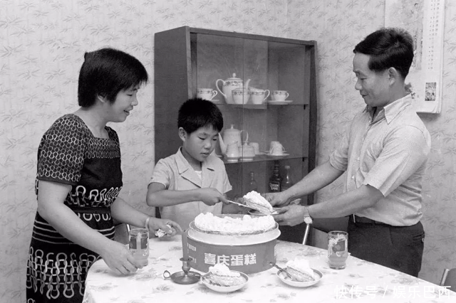 我国上世纪八十年代、九十年代的有钱人生活是怎样的，很接地气！