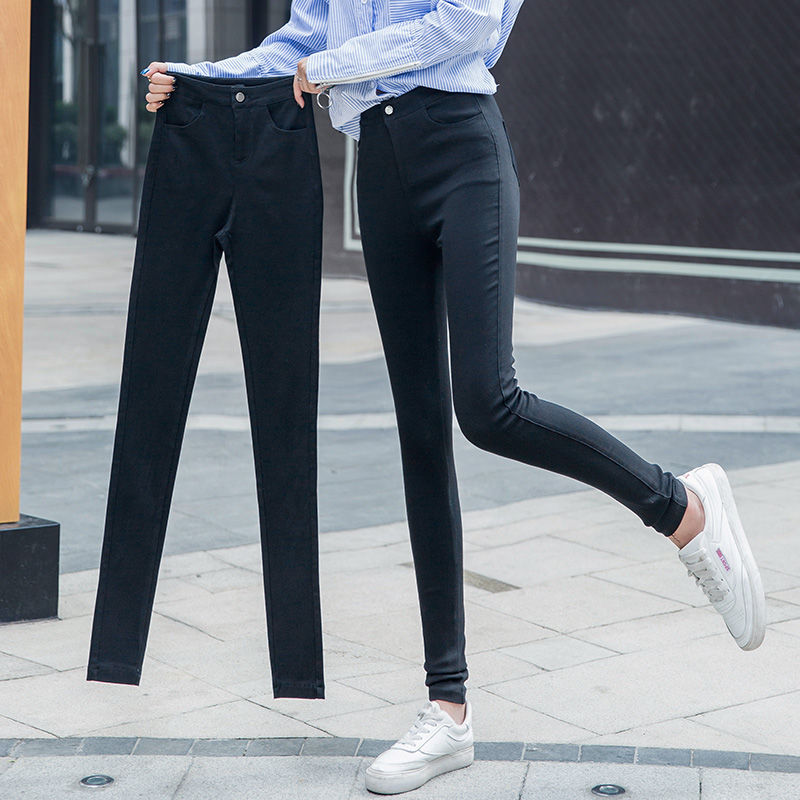 腰粗腿粗的女人,穿打底裤随意搭配,显高时髦又减龄显瘦两位数