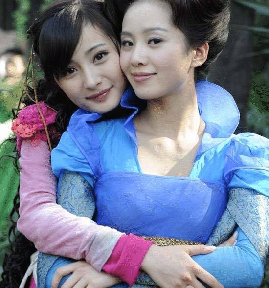 『不留情面』谁结婚都不请杨幂, 是因为她人缘不好? 刘诗诗的回答一点不留情面