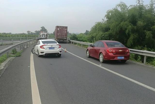 t015b8aba3345140436.jpg?size=640x427