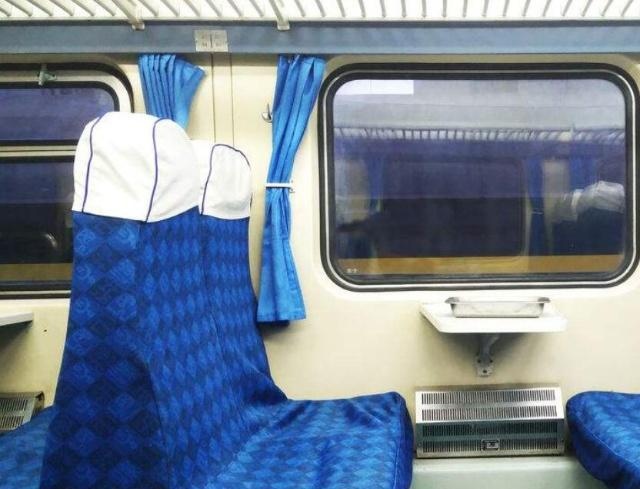 为什么很多人坐火车买不到硬座，宁可买站票也不买卧票？长见识了