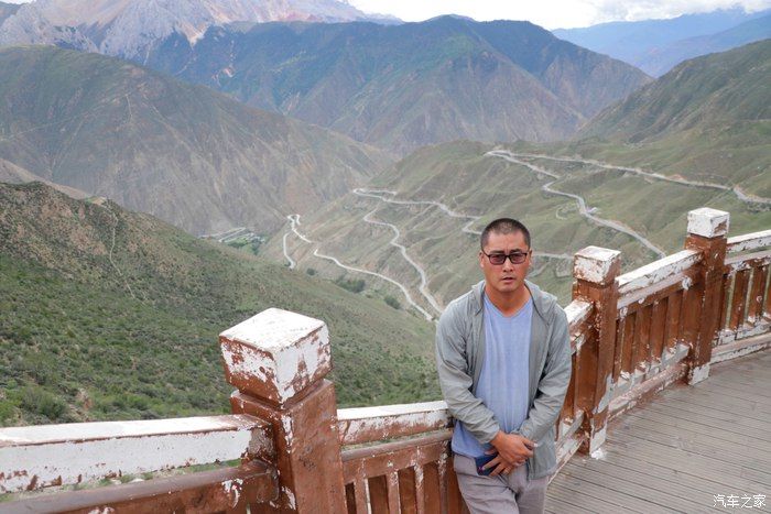 比亚迪唐新能源自驾川藏线抵达怒江72拐，何止72拐！