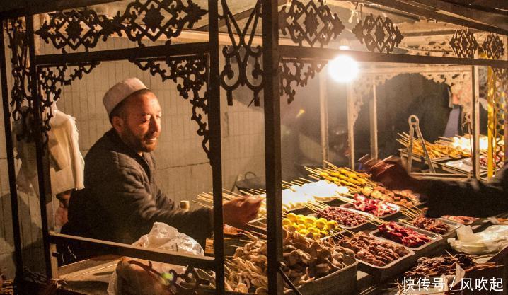 我国天亮最迟的省份，早上10点天才刚亮，晚上12点街上人山人海