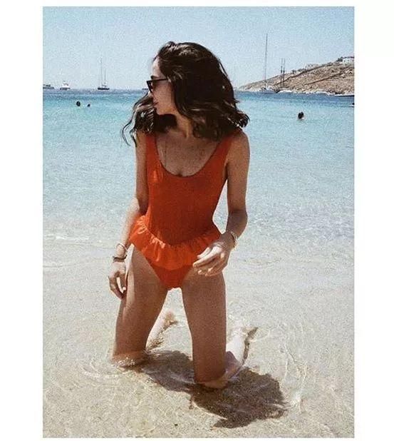 性感的泳衣才是这个夏天的标配