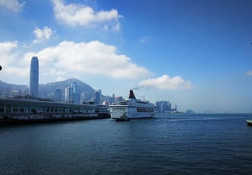  「高铁站」香港高铁开通后，乘坐高铁去香港的初印象，香港不是