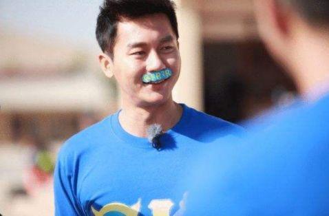 李晨否认网传巴厘岛婚讯：美国忙拍戏没有时间！难道是因为最近？