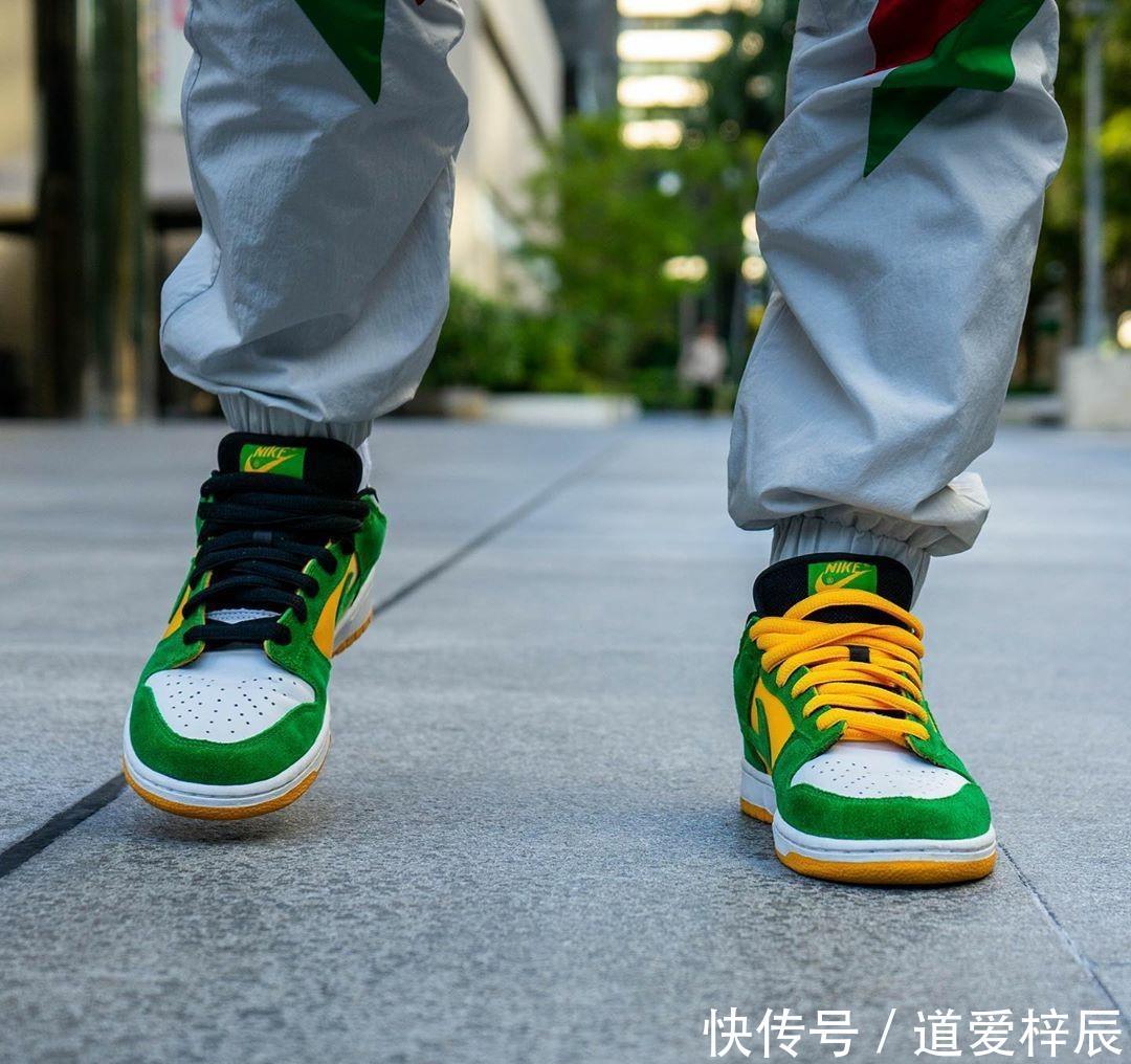  [如出一辙]Dunk在营销这块和AJ1如出一辙，除了搞颜色就是联名，这鞋…真香